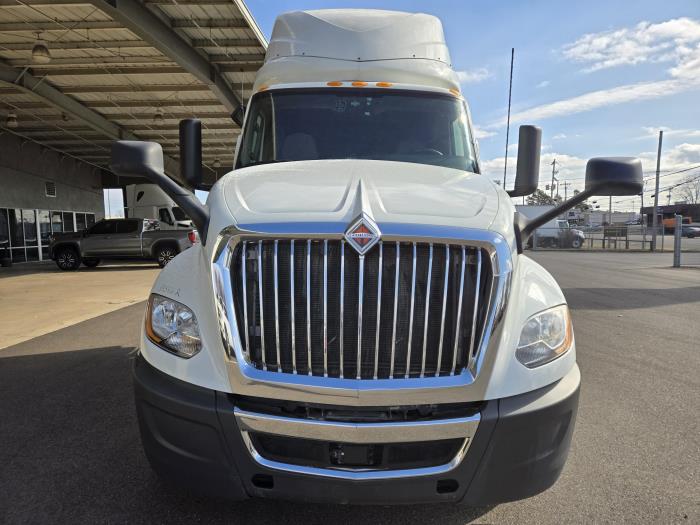 2020 International LT625-25