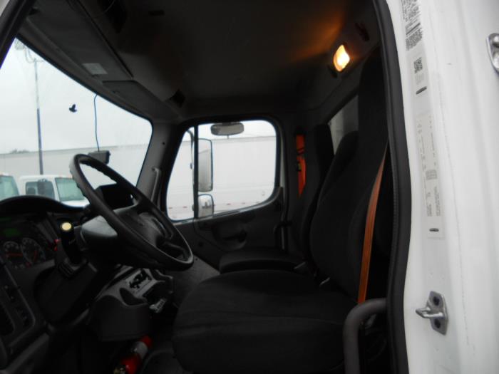 2019 Freightliner Business Class M2 106-7