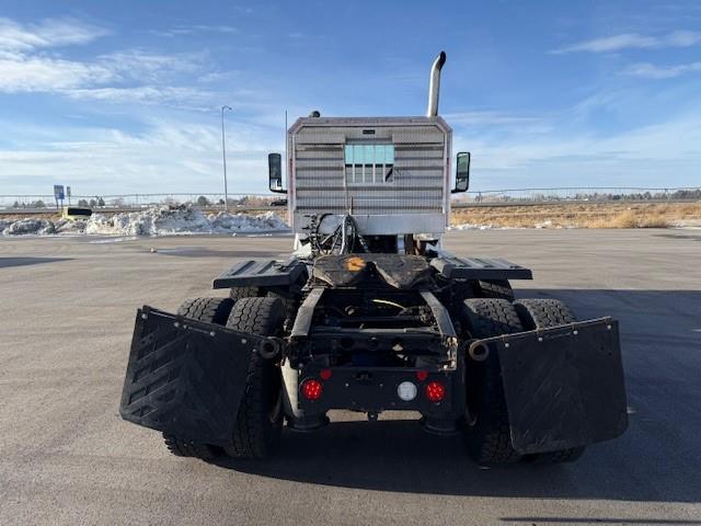 2020 International LT625-3
