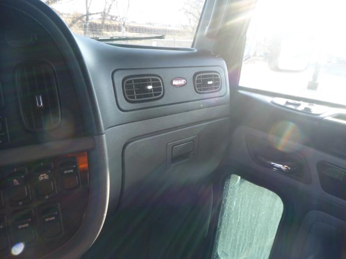 2022 Peterbilt 389-21