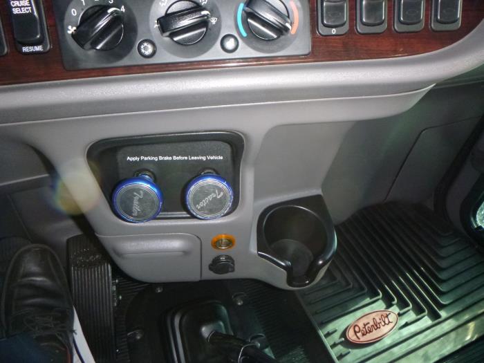 2022 Peterbilt 389-22