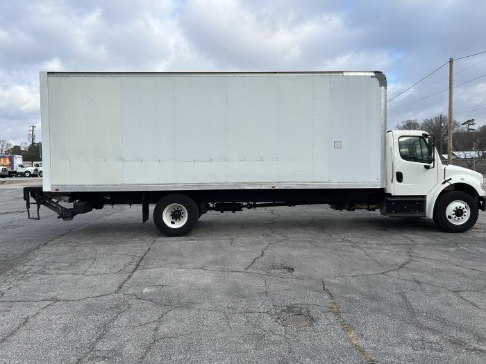 2018 Freightliner Business Class M2 106-4