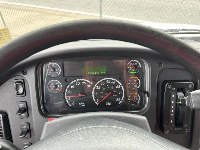 2018 Freightliner Business Class M2 106-12