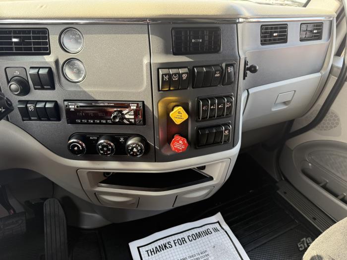 2021 Peterbilt 579-5