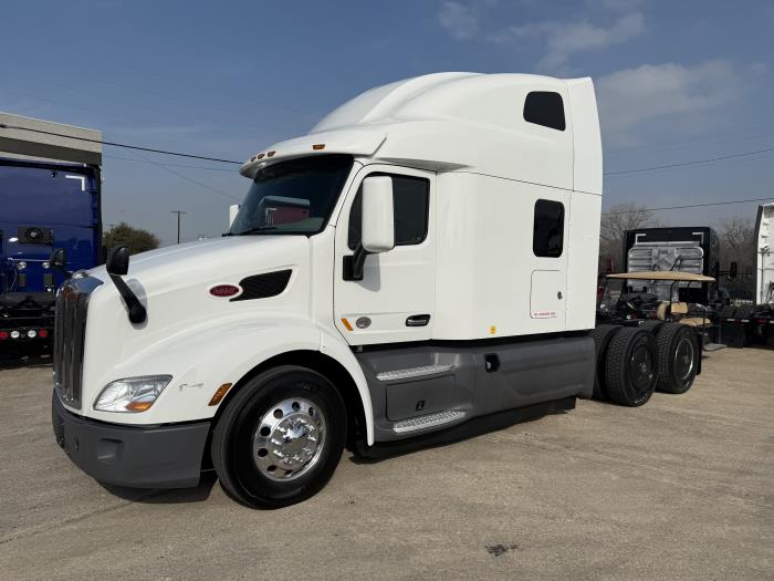 2021 Peterbilt 579-1