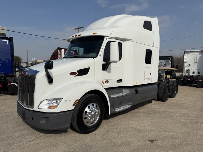 2021 Peterbilt 579-18