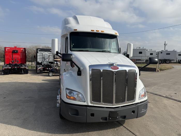 2021 Peterbilt 579-22