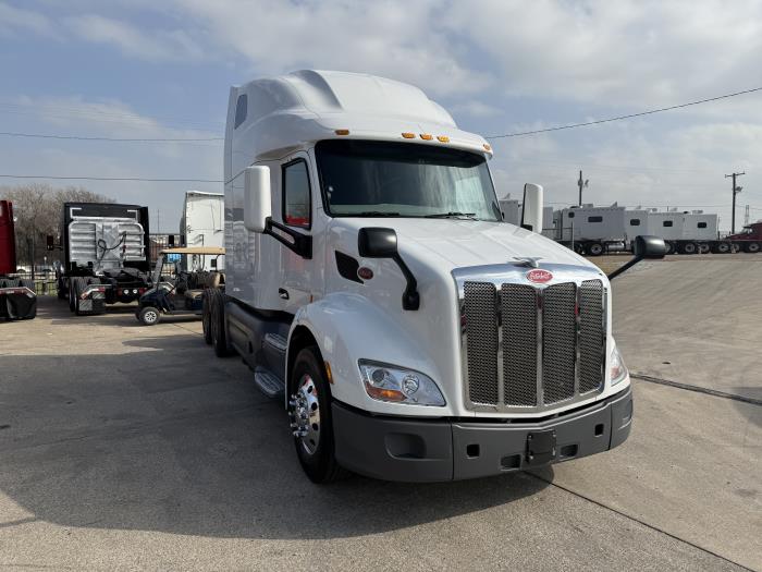 2021 Peterbilt 579-23
