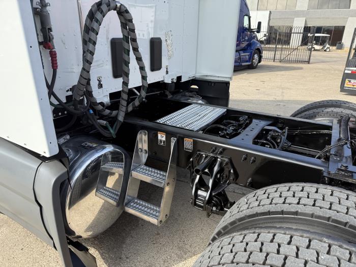 2021 Peterbilt 579-34