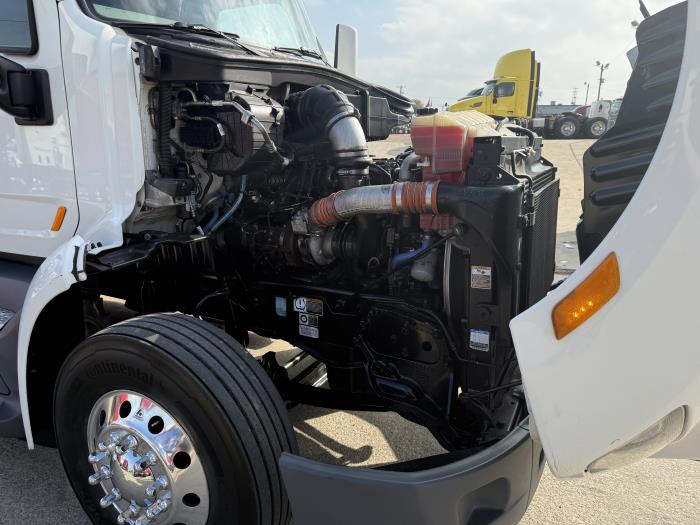 2021 Peterbilt 579-35