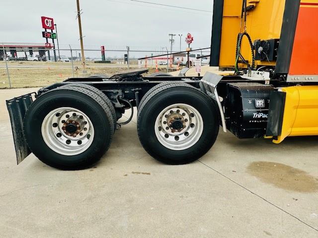 2019 Peterbilt 579-9