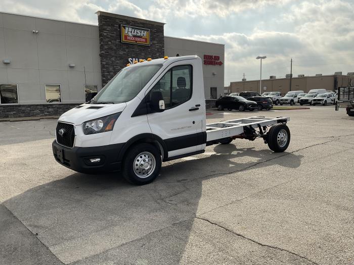 2024 Ford Transit-350-2