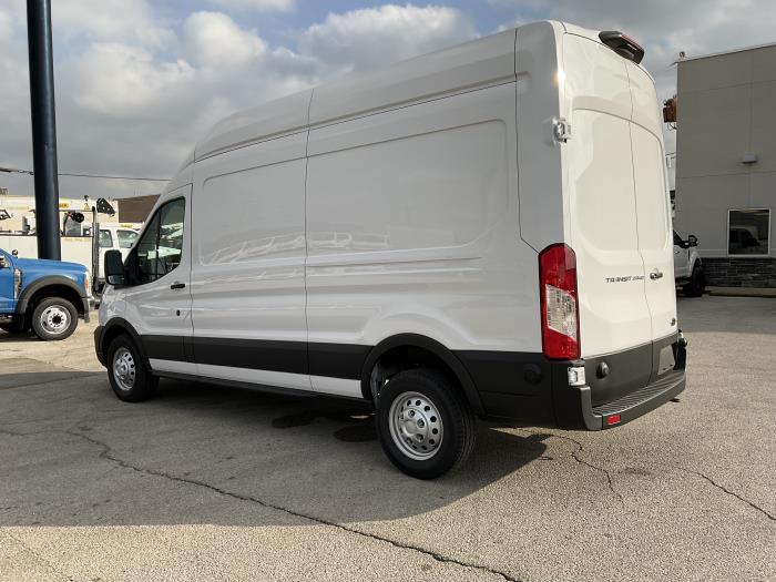 2024 Ford Transit 350 HD-3