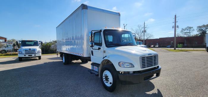 2018 Freightliner Business Class M2 106-2