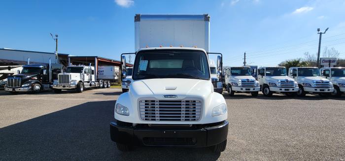 2018 Freightliner Business Class M2 106-3