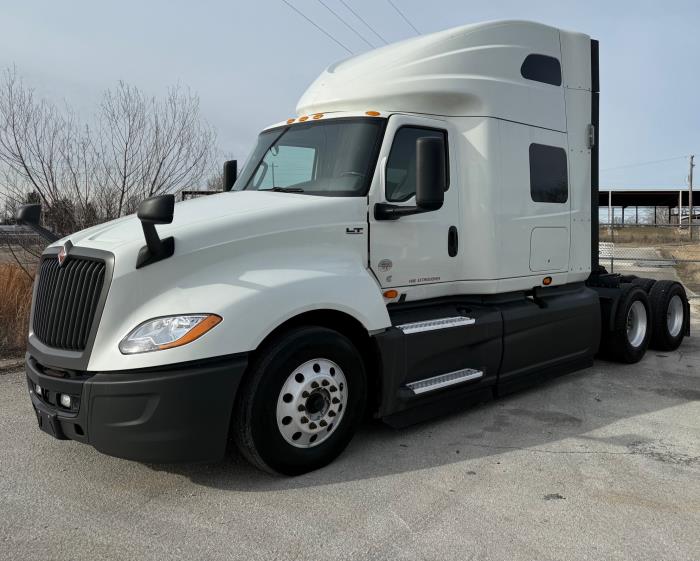 2020 International LT625-1