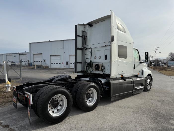 2020 International LT625-4