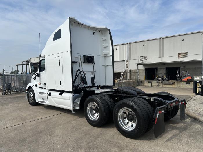 2022 Peterbilt 579-3