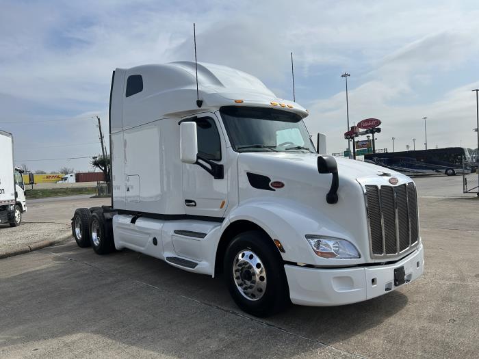 2022 Peterbilt 579-7