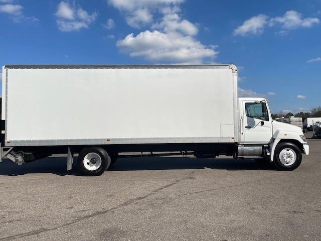 2020 Hino 268A-11