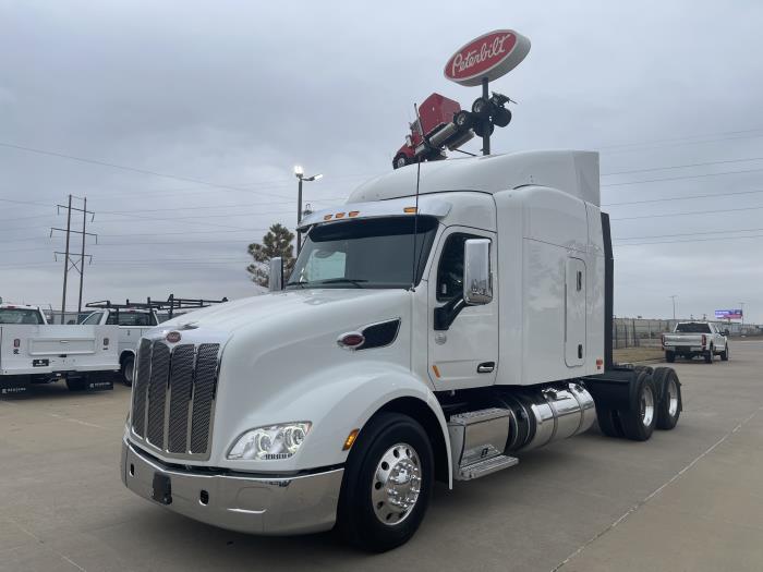 2020 Peterbilt 579-1