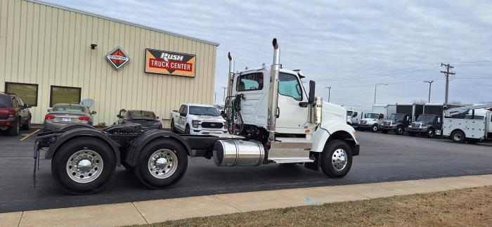 2025 International HX520-3