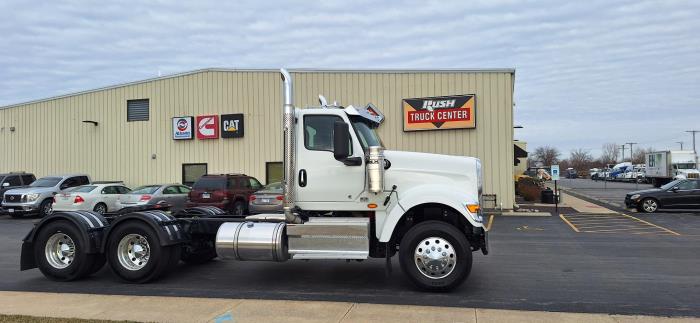 2025 International HX520-4