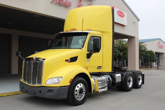 2021 Peterbilt 579-1