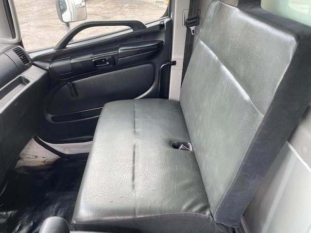 2020 Hino 268A-19