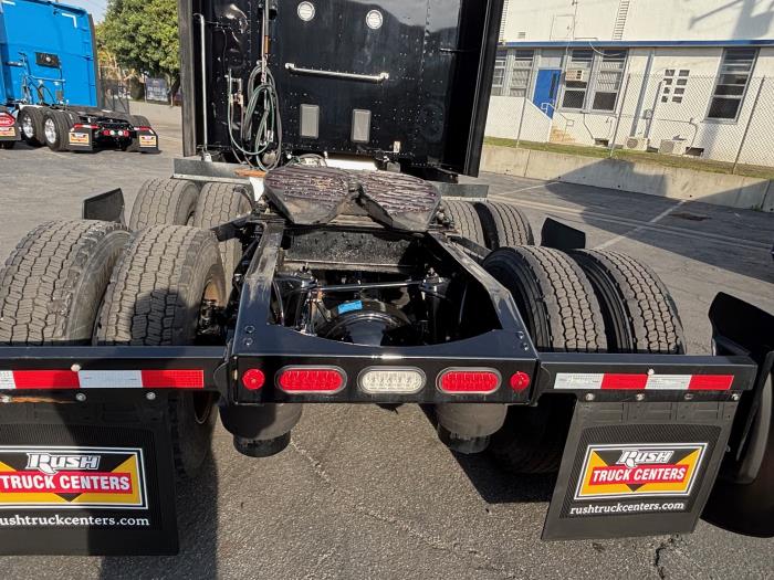 2023 Peterbilt 579-13