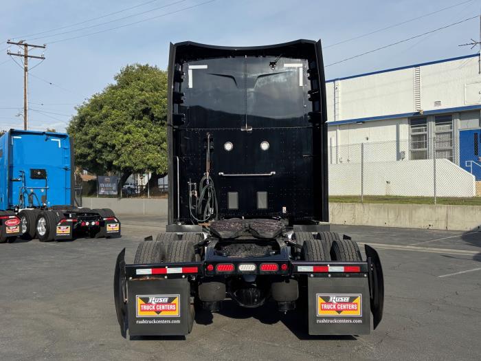 2023 Peterbilt 579-12