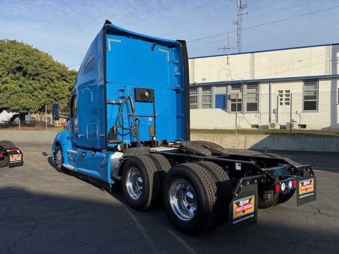 2021 Kenworth T680-7