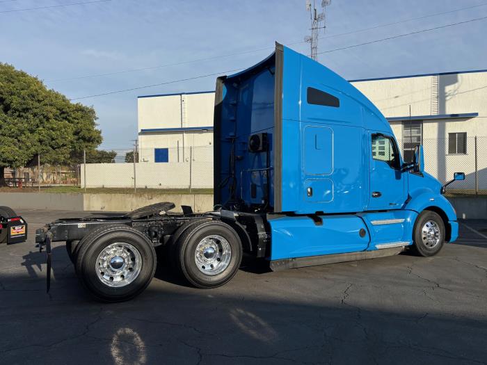 2021 Kenworth T680-4