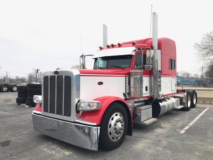 2023 Peterbilt 389-1