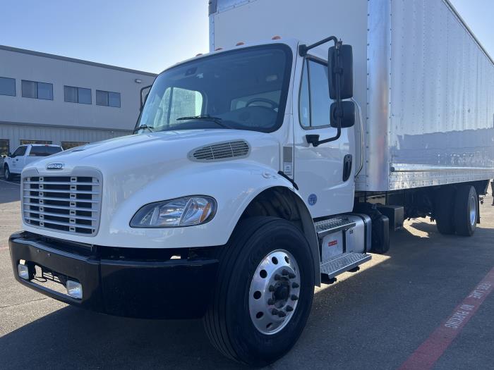 2021 Freightliner Business Class M2 106-1