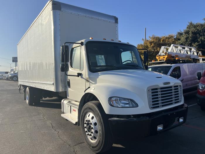 2021 Freightliner Business Class M2 106-2
