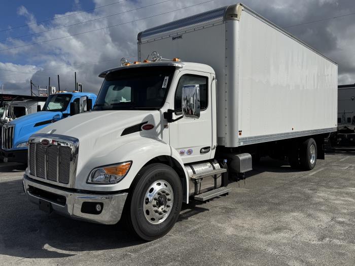 2025 Peterbilt 536-1