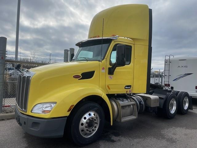 2021 Peterbilt 579-1