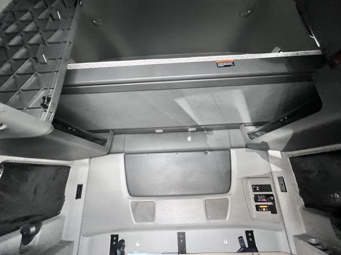 2020 International LT625-24