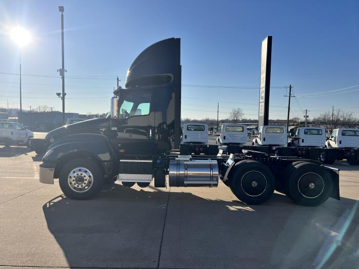 2025 International LT625-4