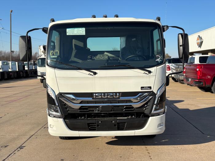 2025 Isuzu NPR-HD-2