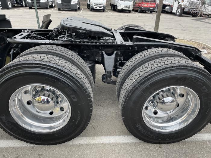 2020 International LT625-8