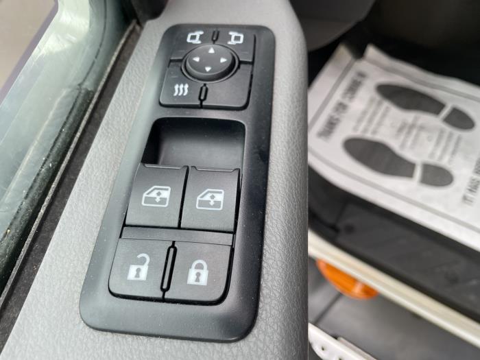 2020 International LT625-13