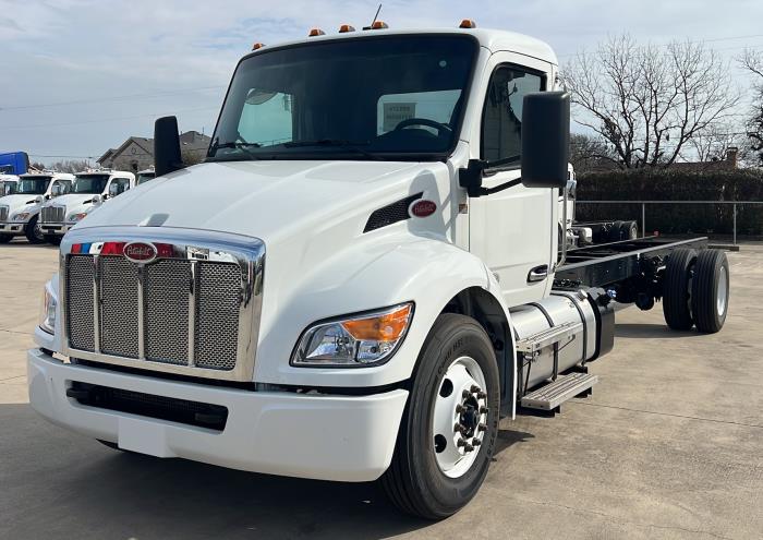 2025 Peterbilt 536-2