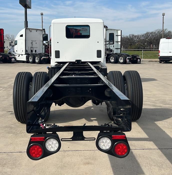 2025 Peterbilt 536-4