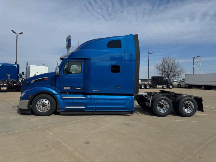 2026 Peterbilt 579-2