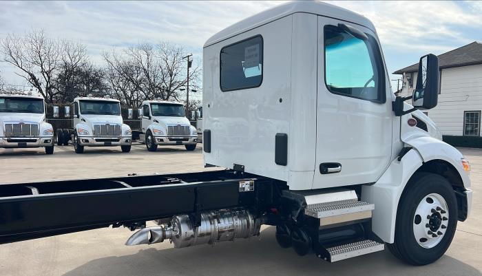 2025 Peterbilt 536-2