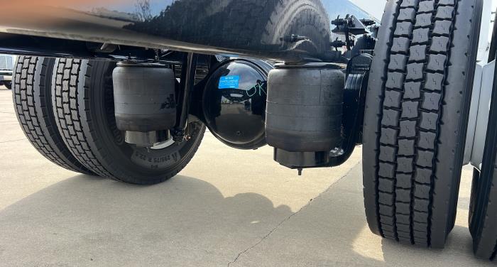 2025 Peterbilt 536-11