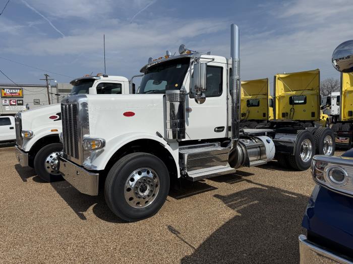 2026 Peterbilt 589-2