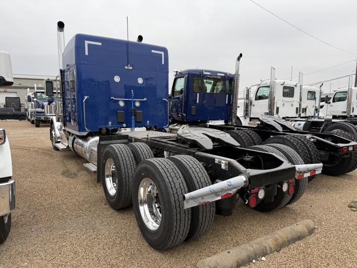 2026 Peterbilt 589-4